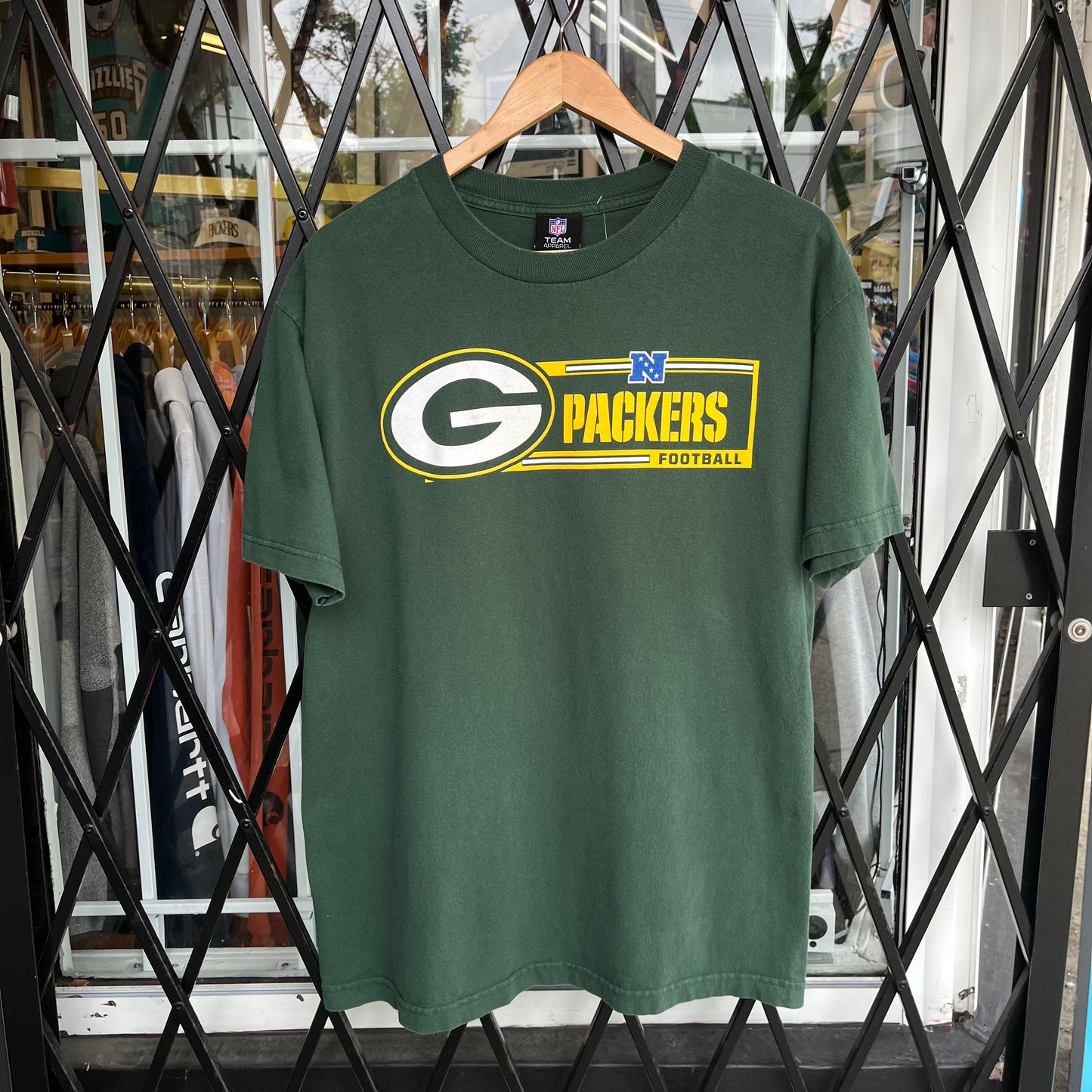 Green Bay Packers Tee - Size L