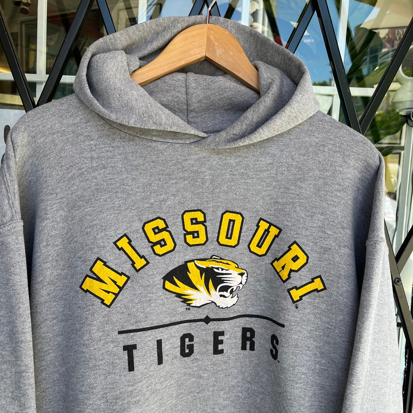 Vintage Russell Missouri Tigers Hoodie - Size XL