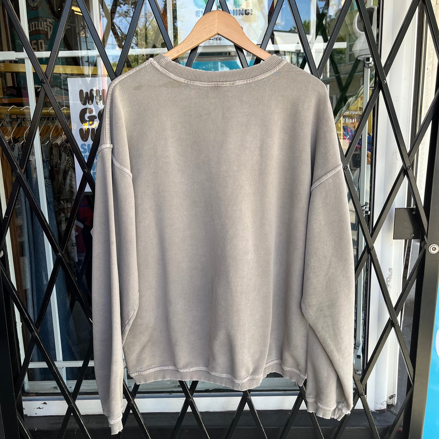 Distressed Vintage Disney Winnie The Pooh Crewneck - Size XL