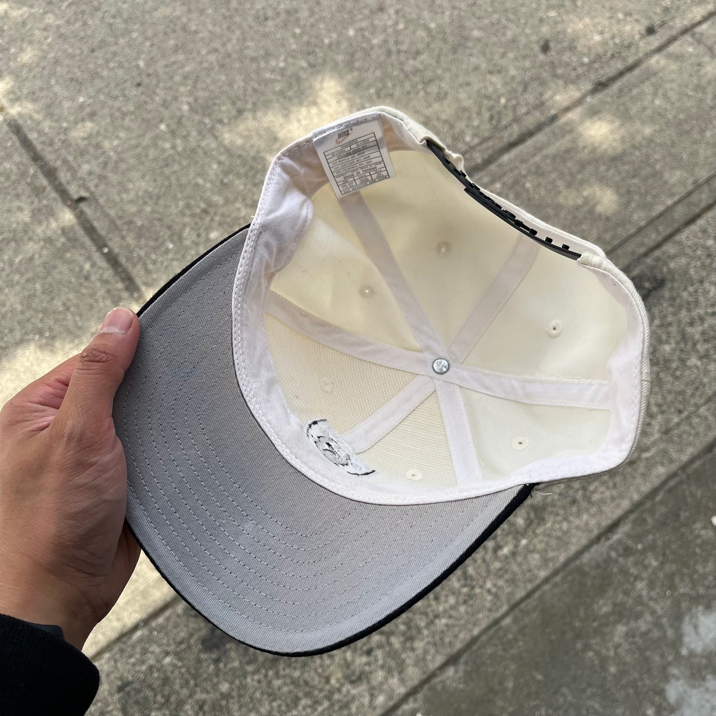 Vintage Nike Oakland Raiders Snapback