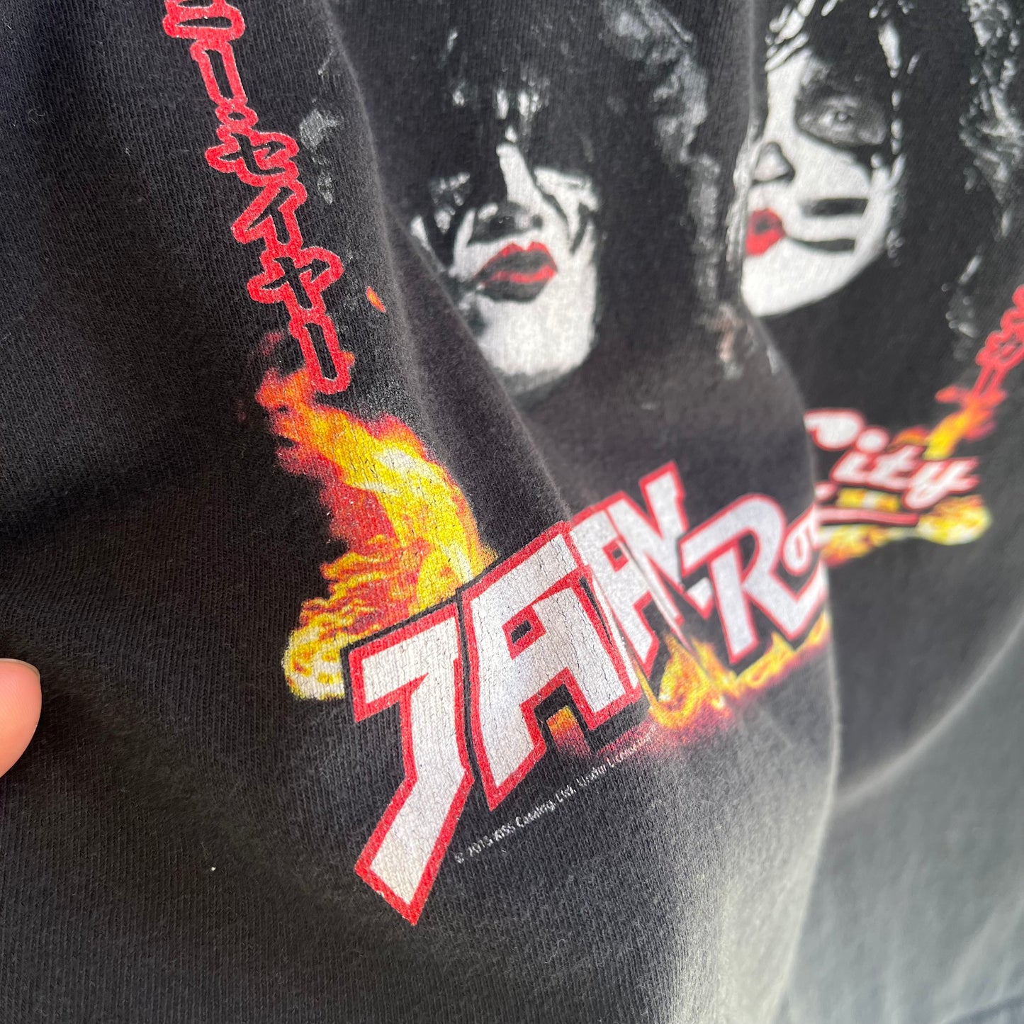 2013 Kiss Japan Rock City Tour Tee - Size XL