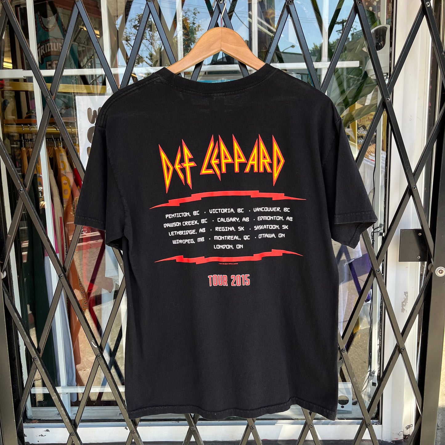 2015 Def Leppard Tour Tee - Size L