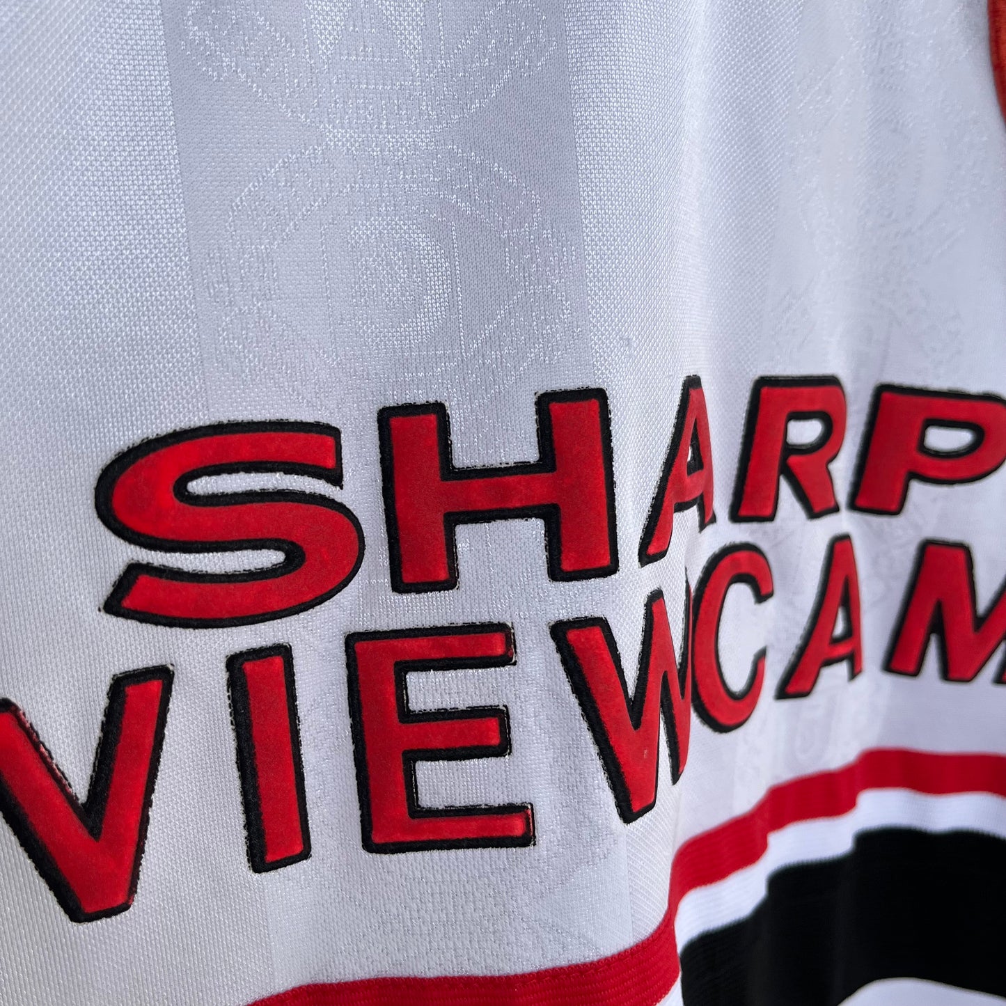1997-99 Manchester United Jersey - Size L