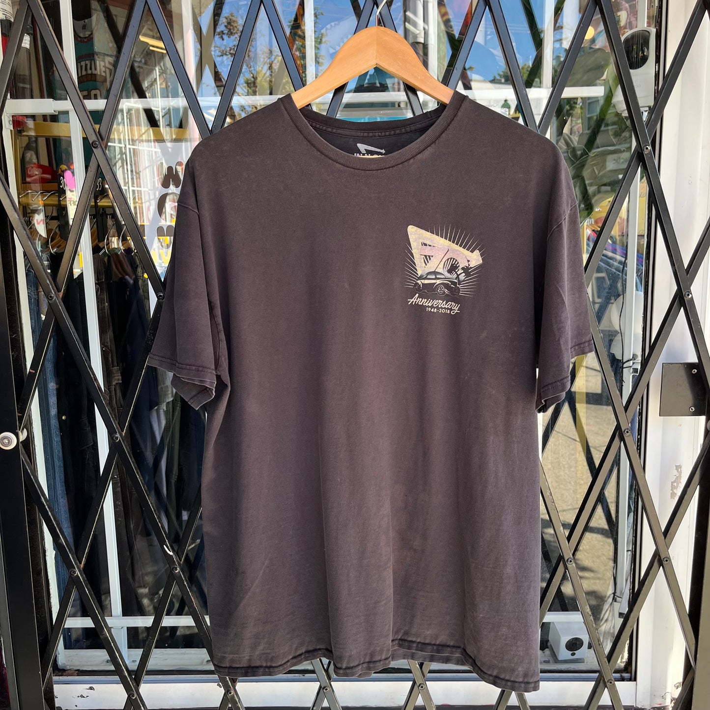 In-N-Out Ferris Wheel Tee - Size XL