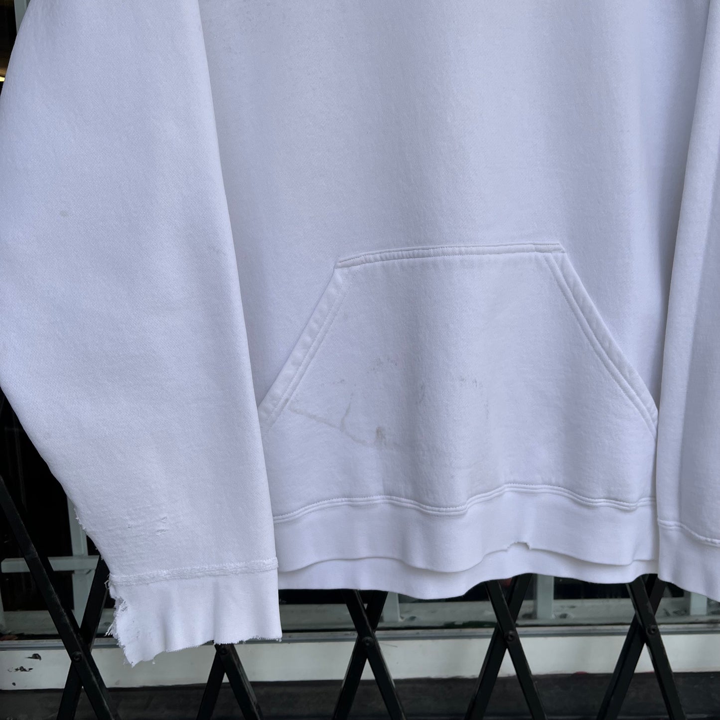 Distressed Vintage Nike Hoodie - Size XXL