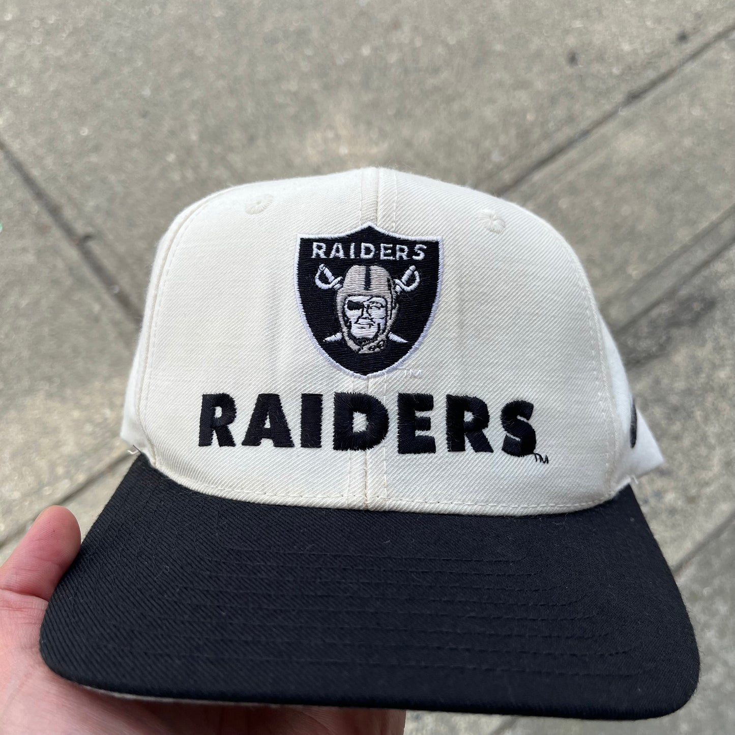 Vintage Nike Oakland Raiders Snapback