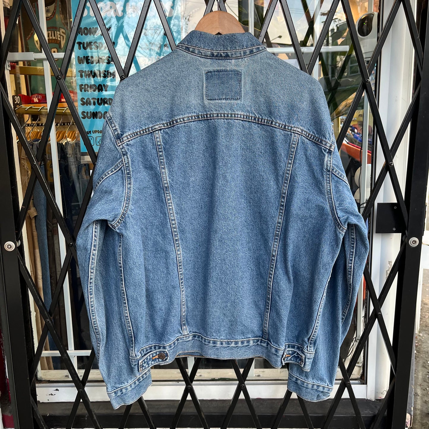 Vintage Levi’s Denim Jacket - Size L