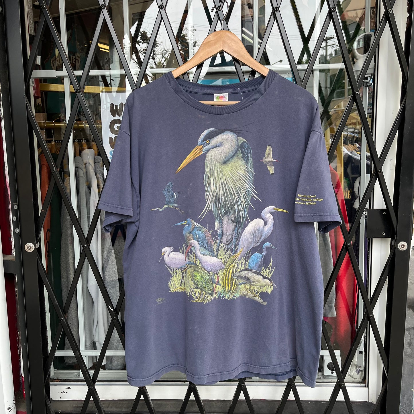 Vintage Wildlife Bird Tee - Size XL