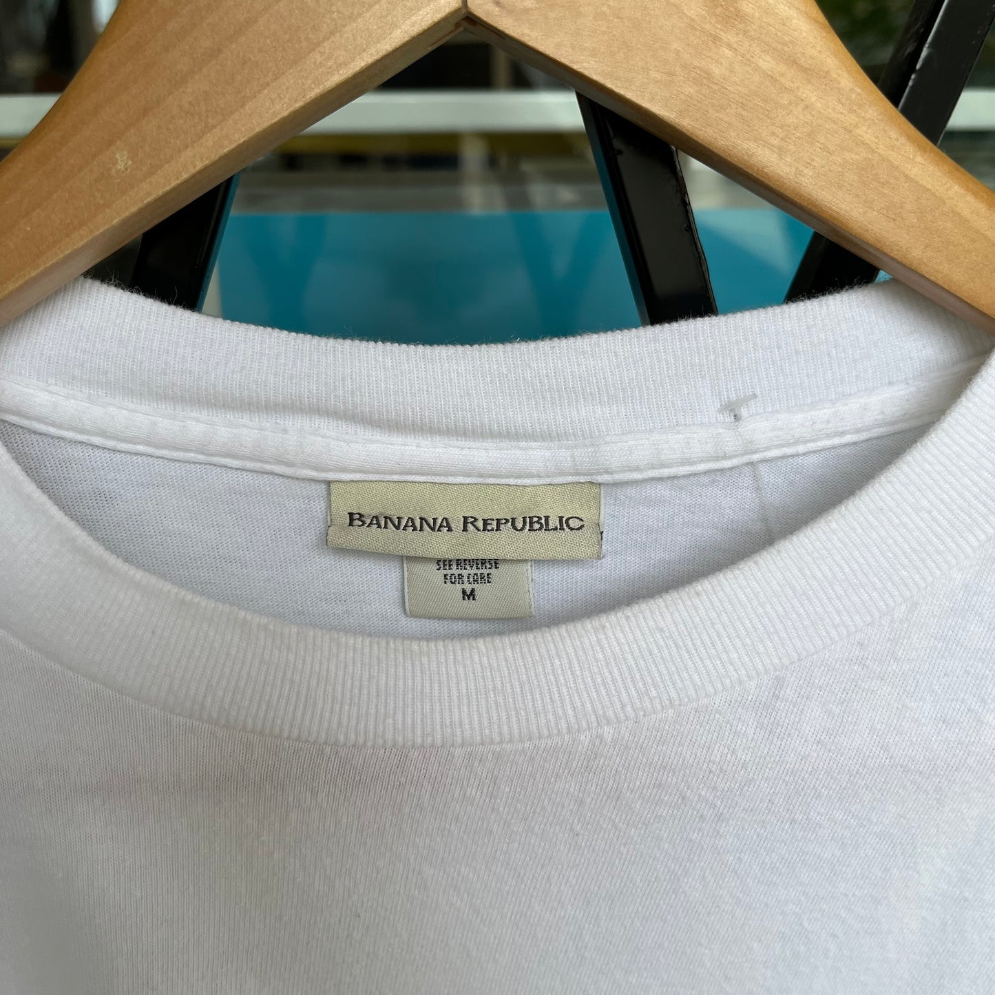 Vintage Banana Republic Tee - Size M