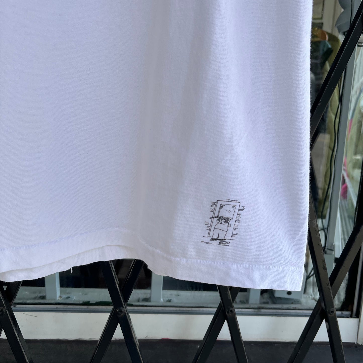 Vintage Parody Tee - size L