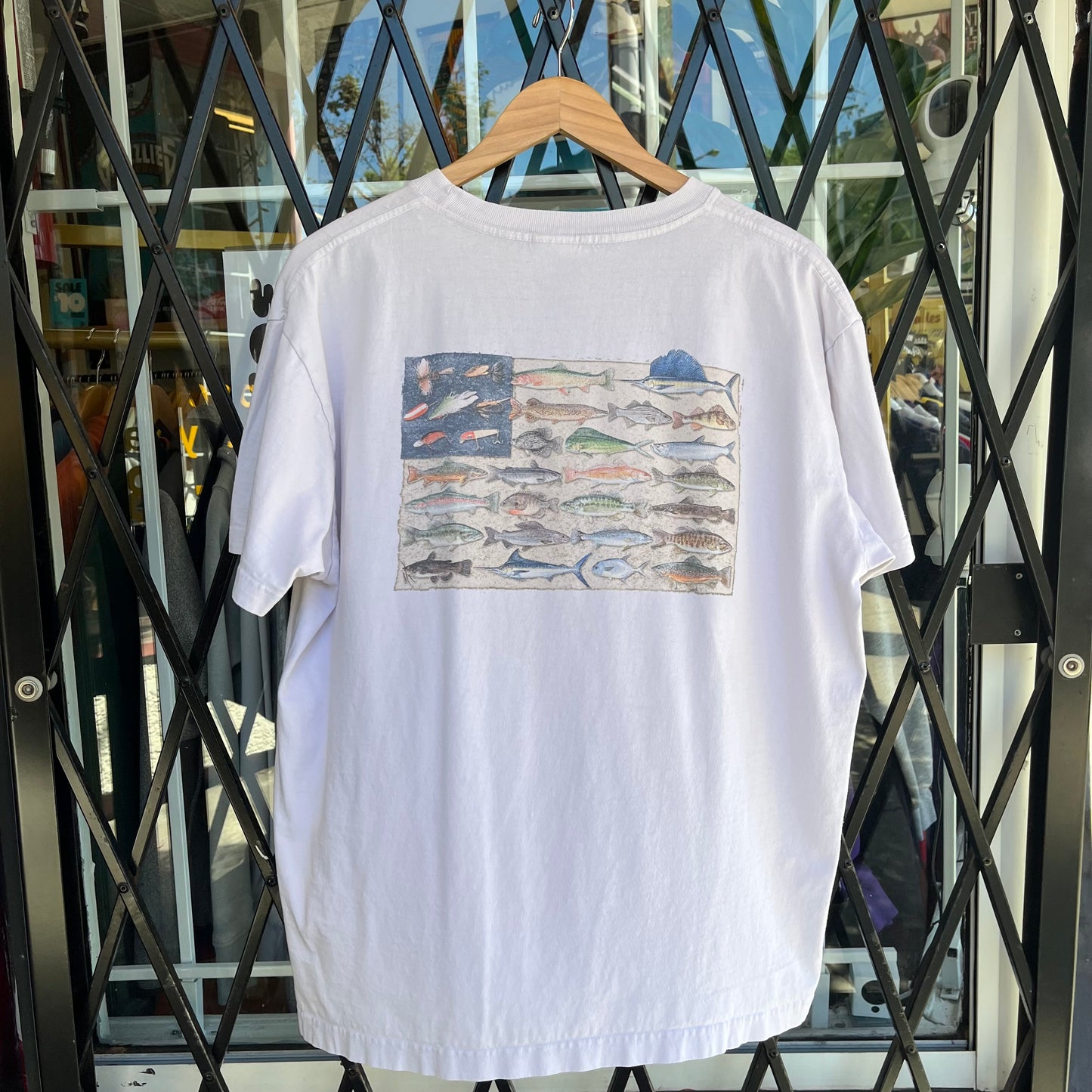 Vintage Columbia Fishing Tee - Size L