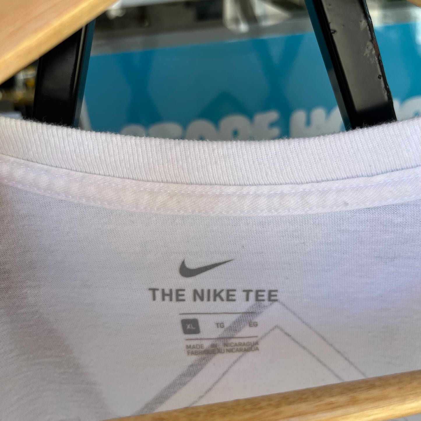 Nike Oregon Ducks Tee - Size XL