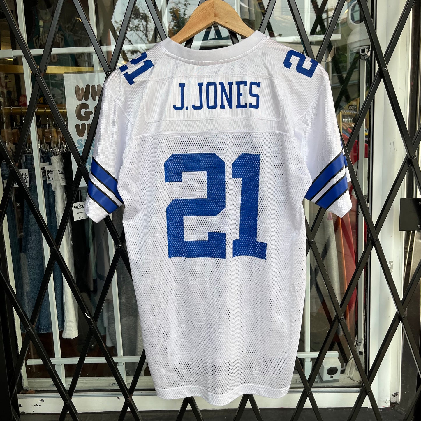Dallas Cowboys Julius Jones Jersey - Size Youth XL