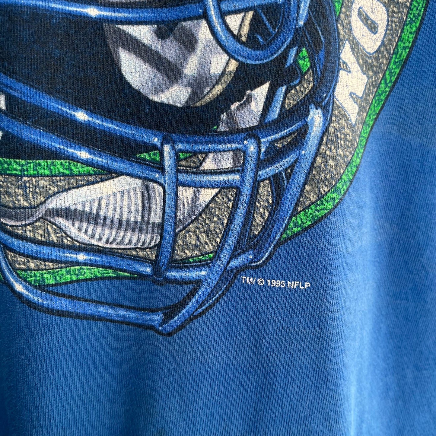 1995 Seattle Seahawks Helmet Tee - Size Youth XL