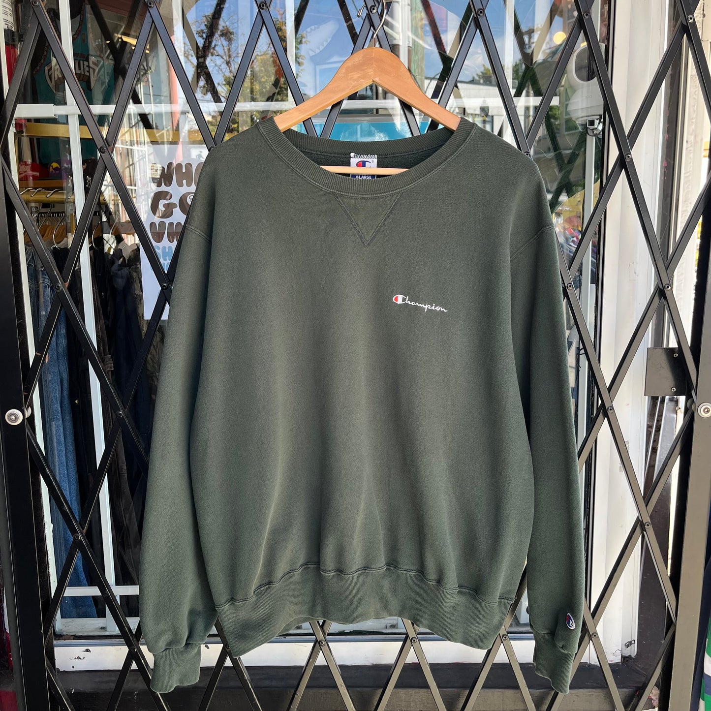 Vintage Champion Crewneck - Size XL