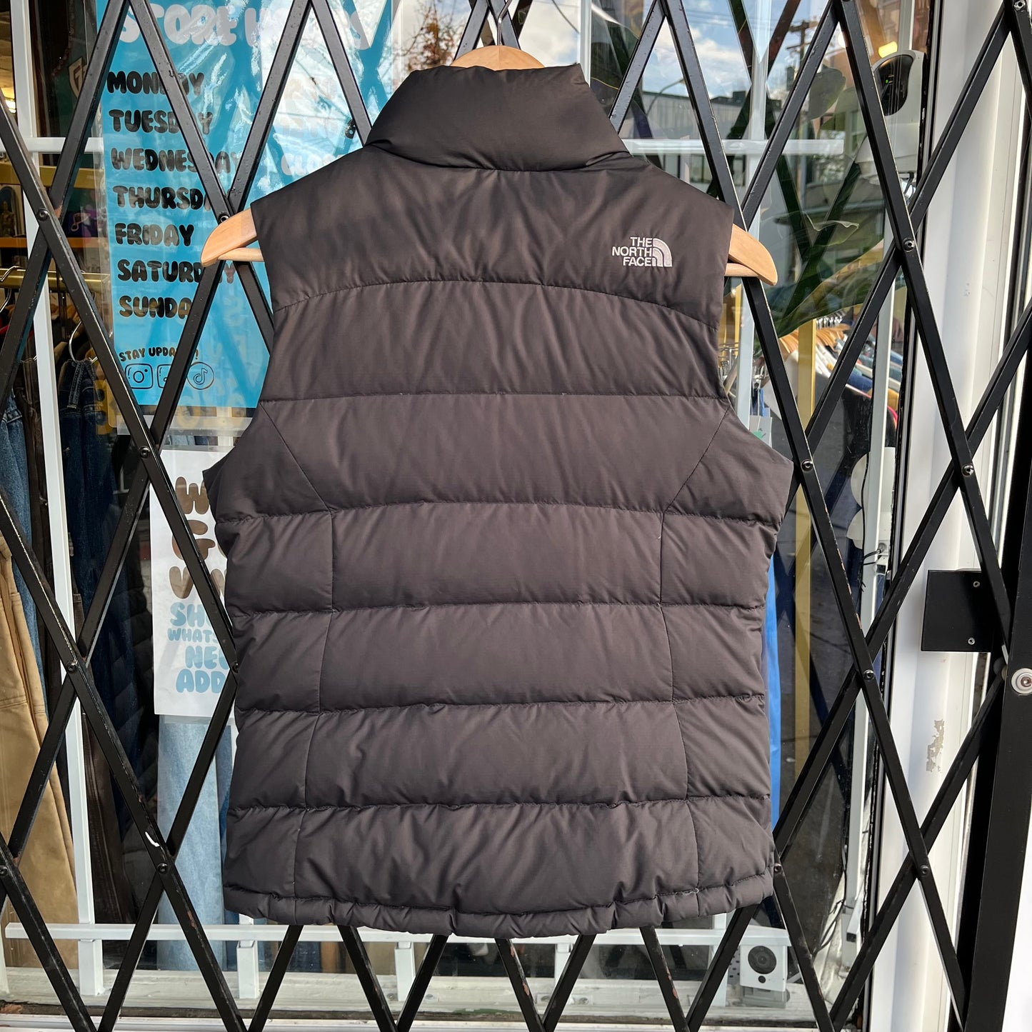 The North Face 700 Puffer Vest - Size Womens S