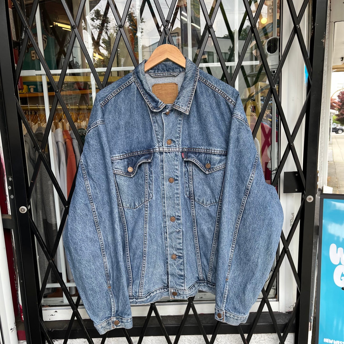 Vintage Levi’s Denim Jacket - Size XL
