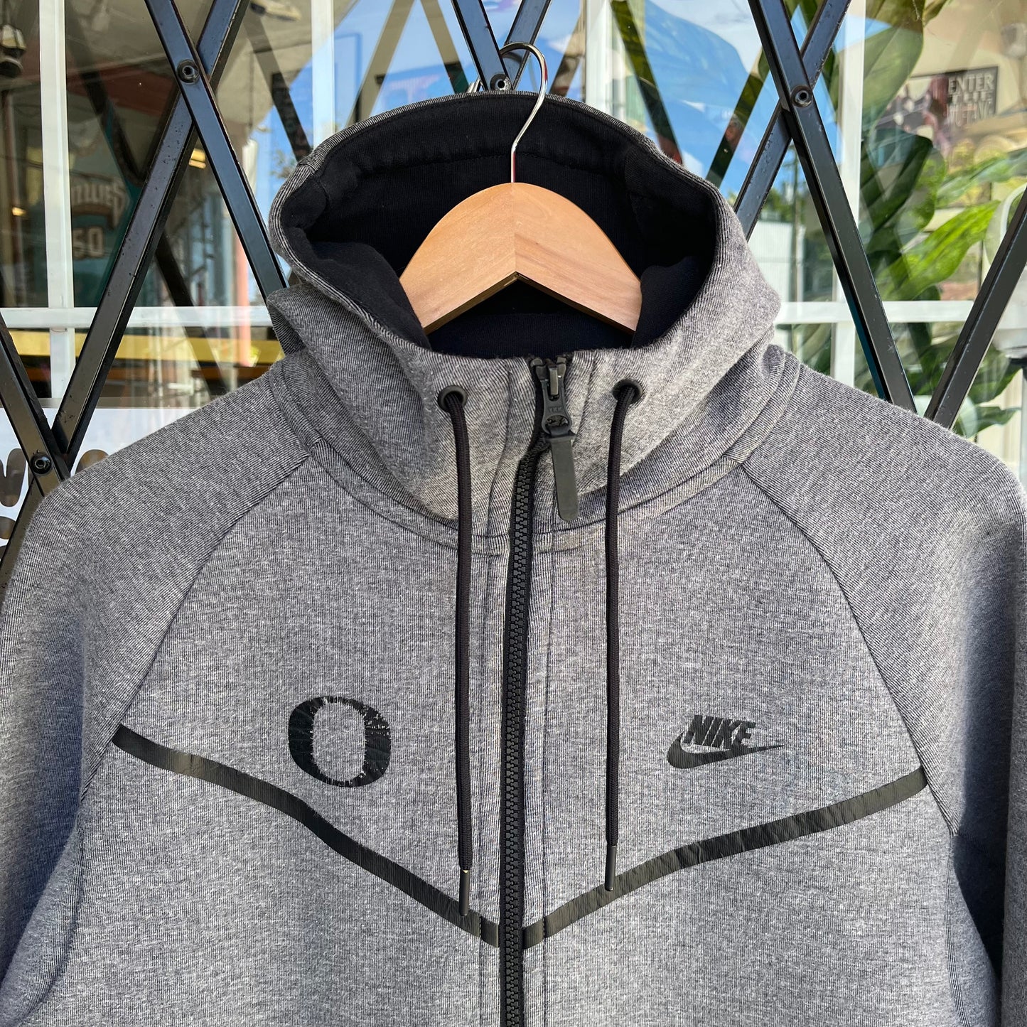Nike Oregon Tech Fleece Hoodie - Size M