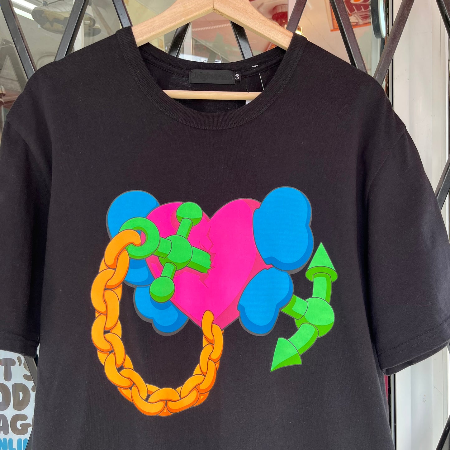 OriginalFake Kaws Tee - Size 3