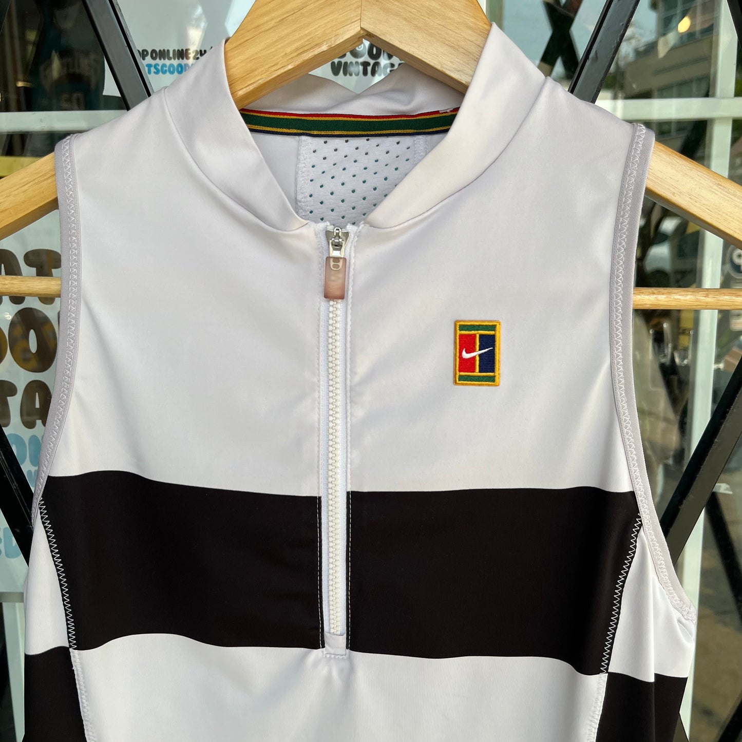 Nike Tennis Top - Size Women’s XS