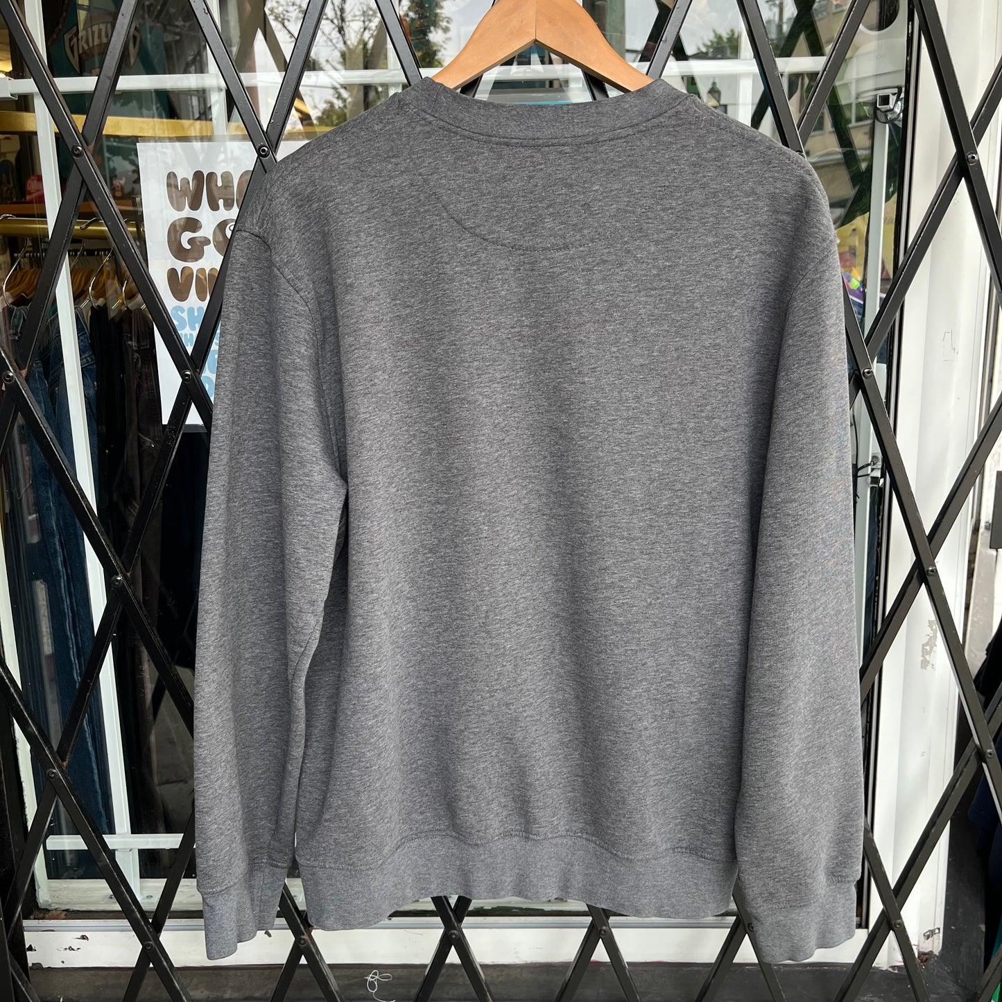 Vintage Nike Essential Crewneck - Size M