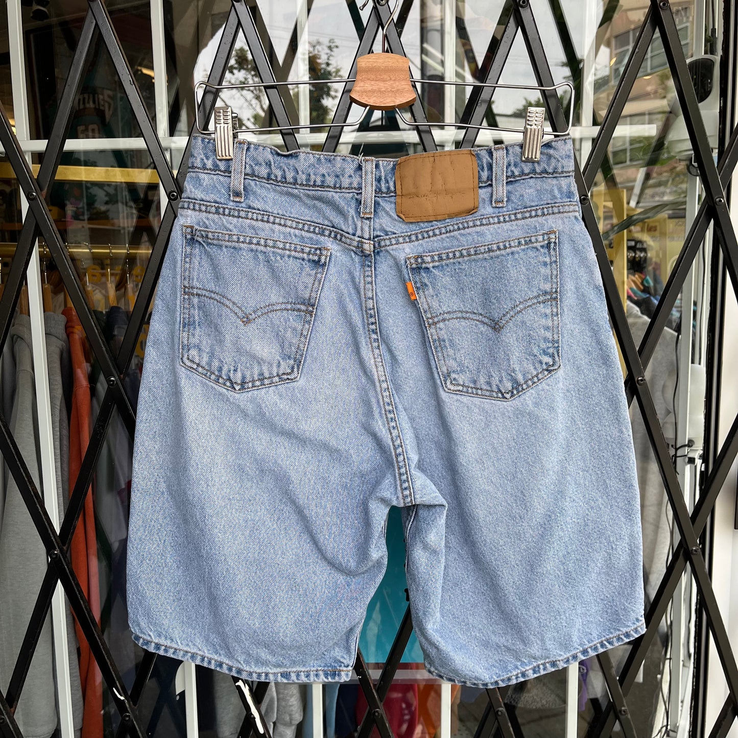 Vintage Levi’s Denim Shorts - Size 31W