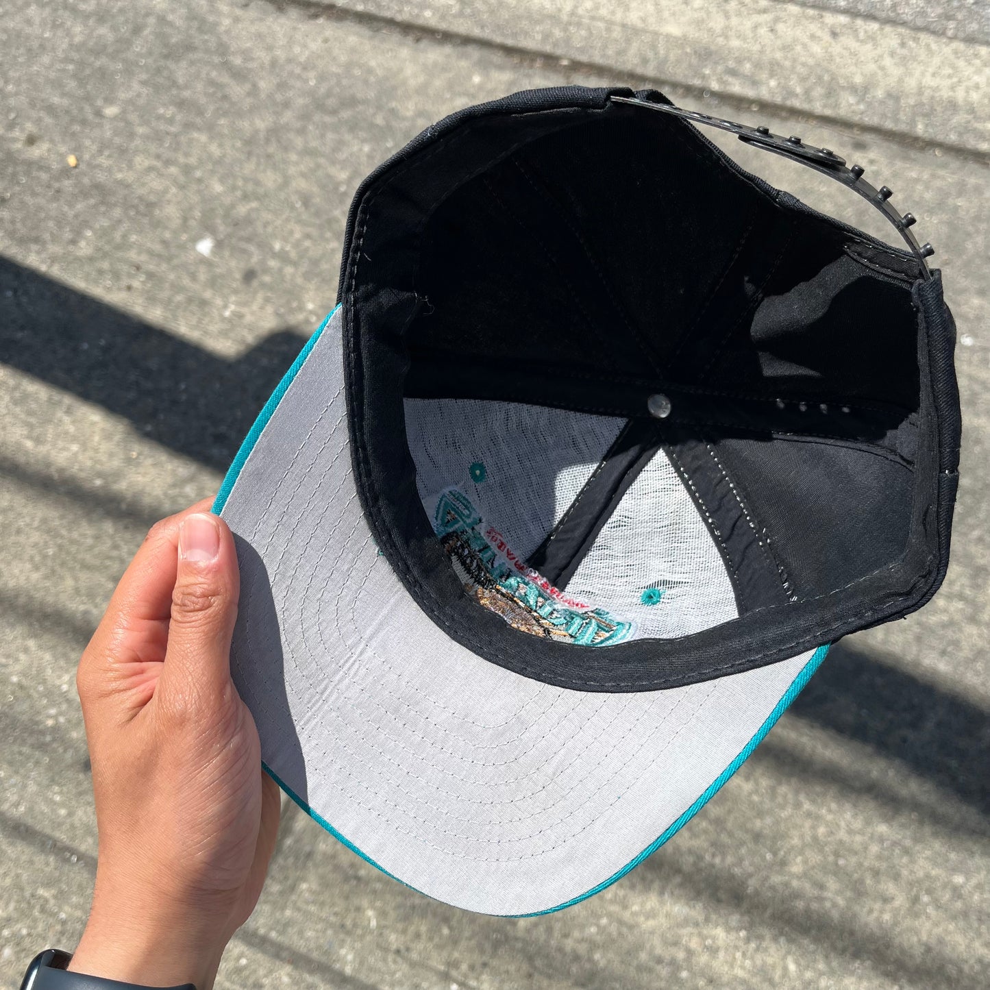 Vintage Vancouver Grizzlies Snapback