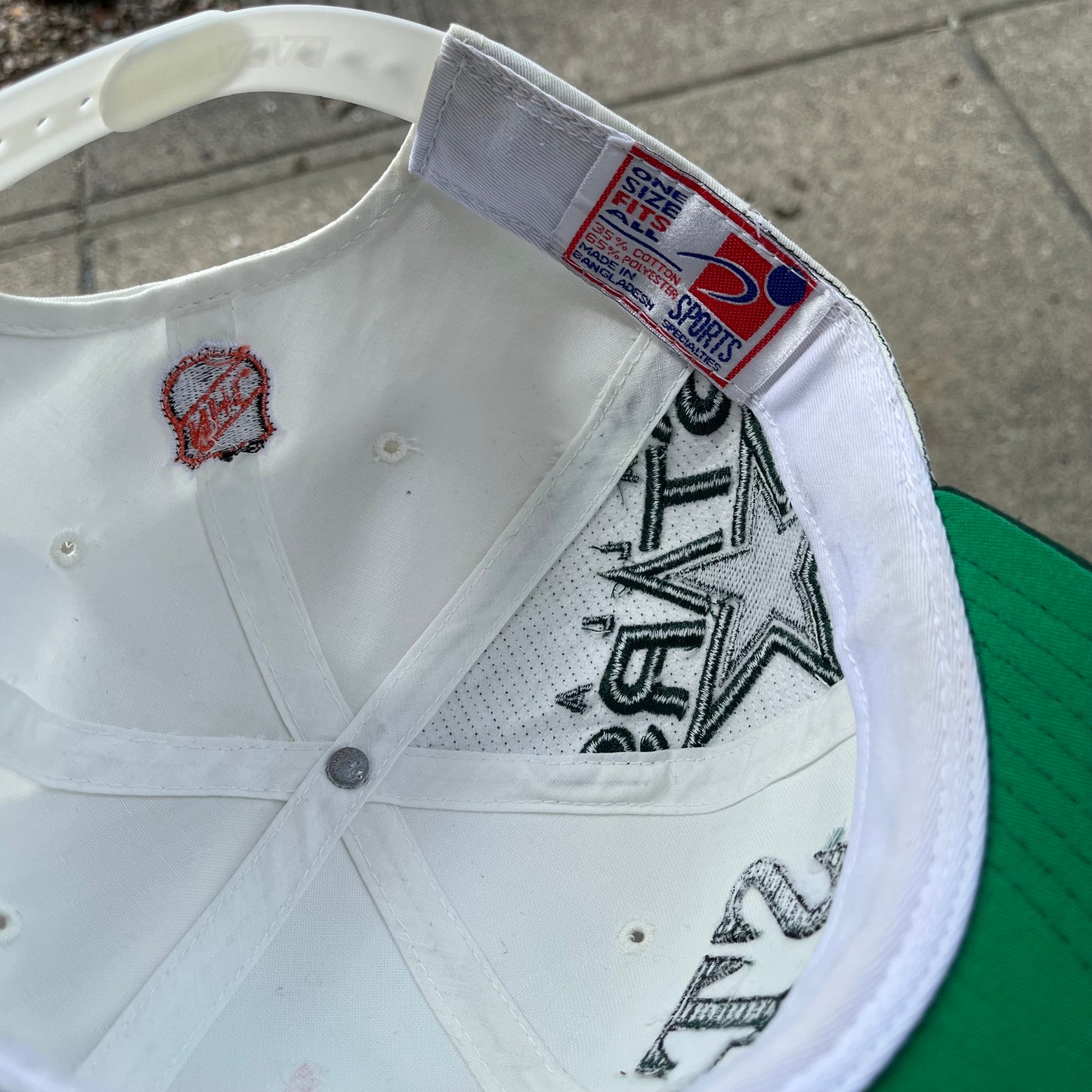 Vintage Sports Specialties Dallas Stars Snapback