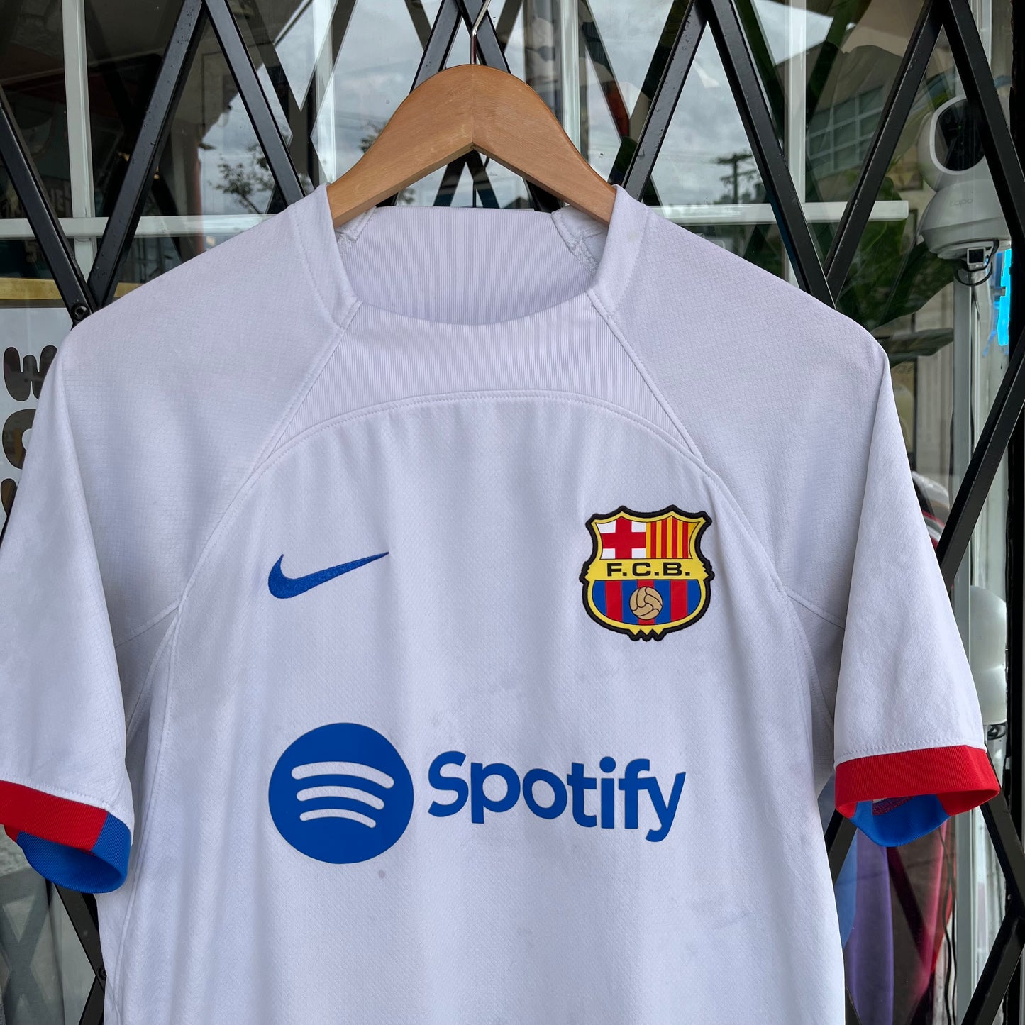 2023/24 Nike FC Barcelona Jersey - Size M