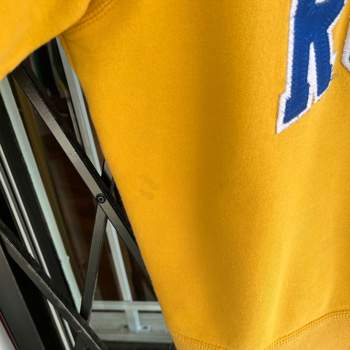 Vintage Roots Basic Crewneck Yellow - Size S