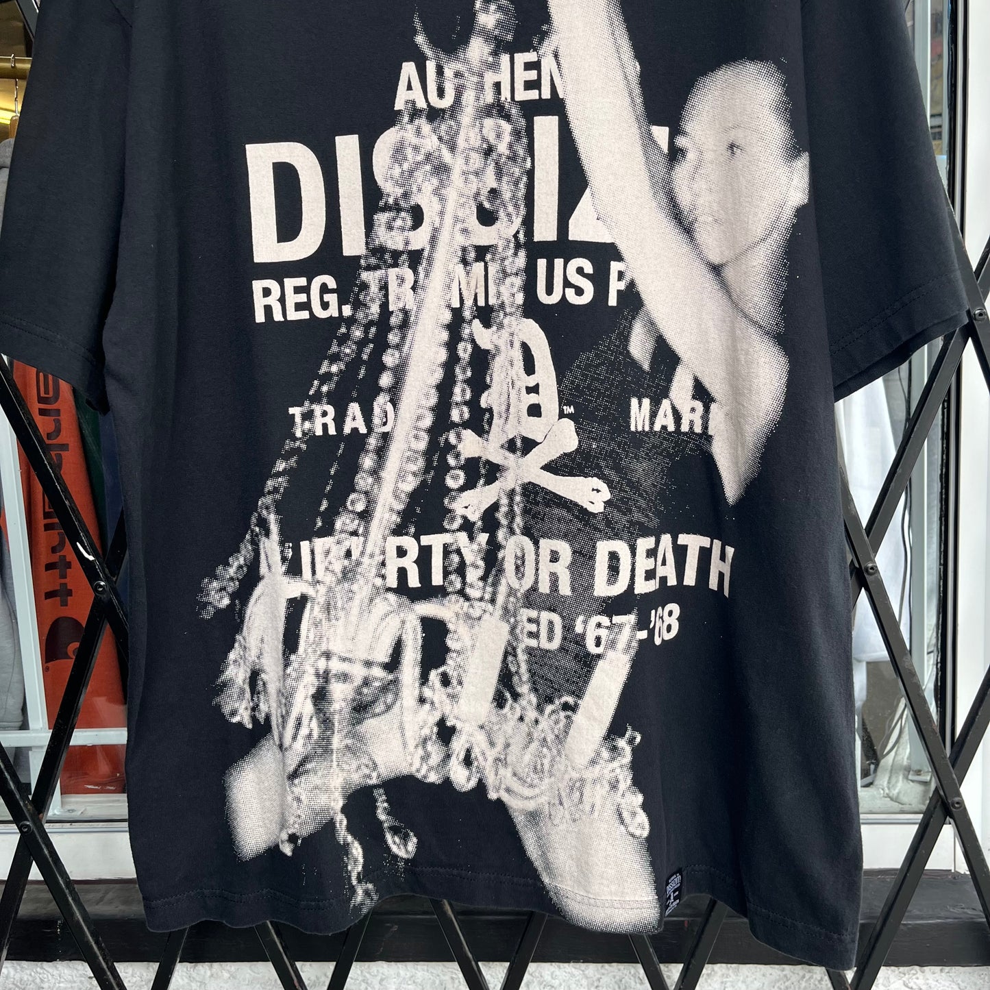 Y2K Dissizit Model Tee - Size XXL
