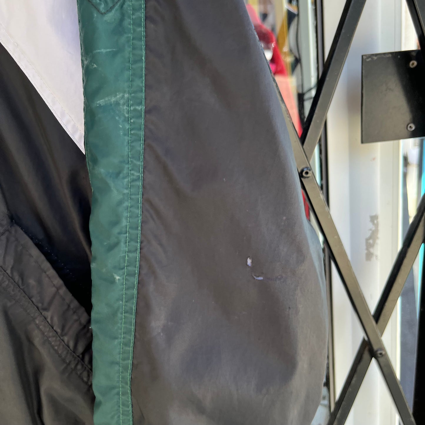 Vintage Nike Windbreaker - Size M