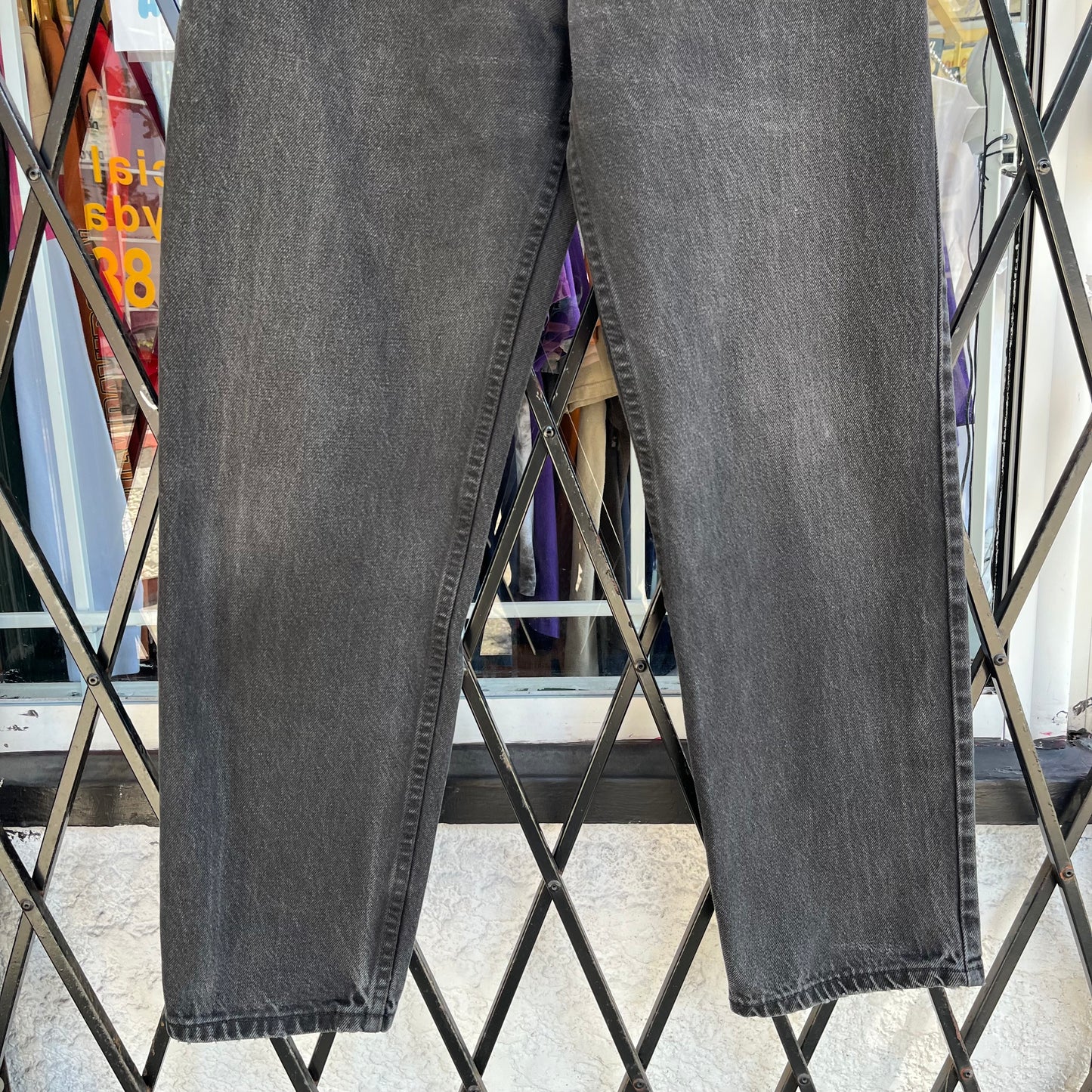 Levi’s Black Denim Pants - Size 34W