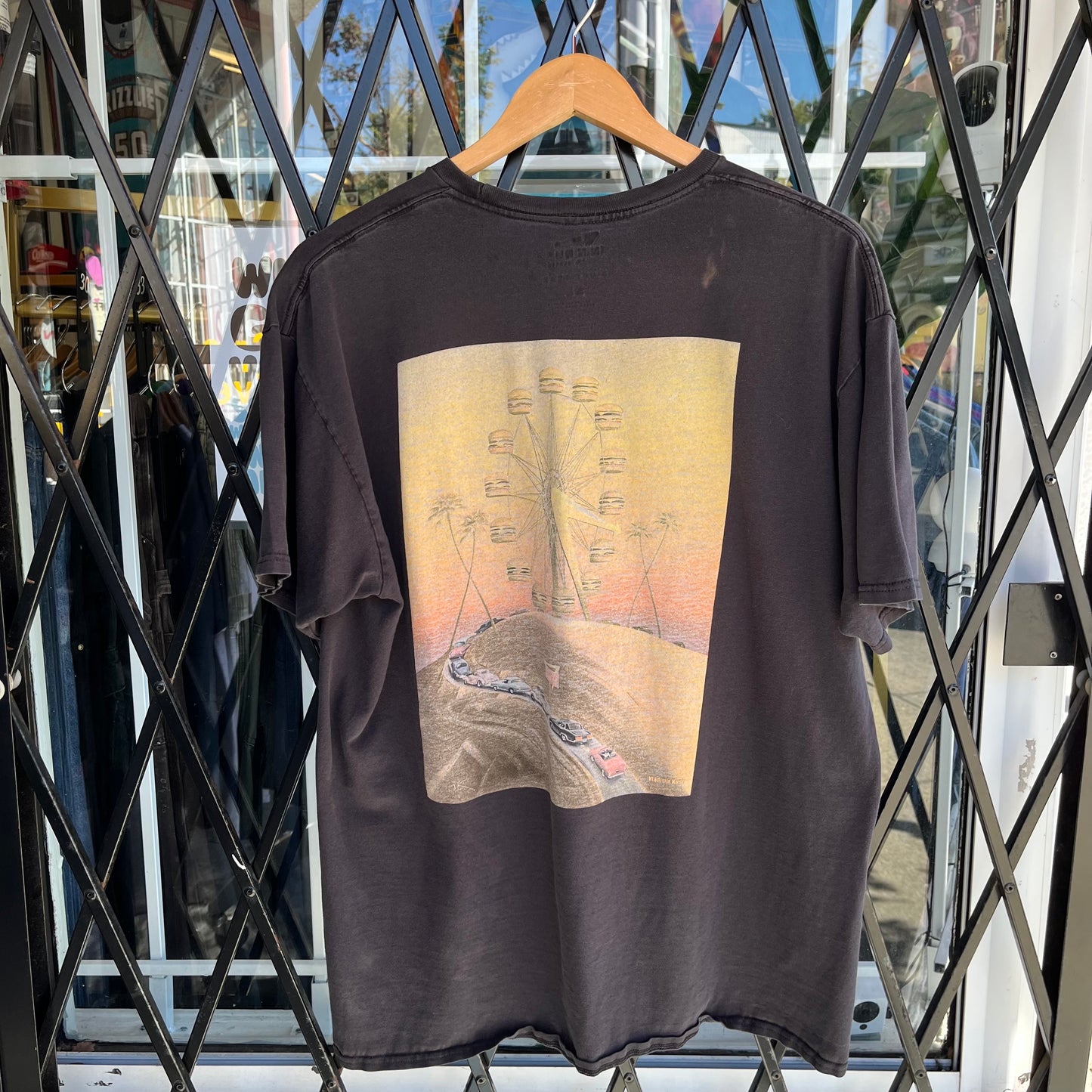 In-N-Out Ferris Wheel Tee - Size XL