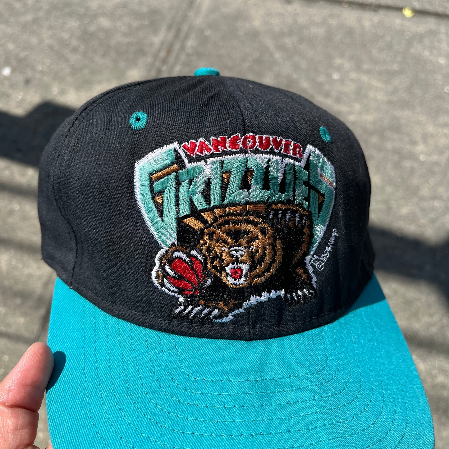 Vintage Vancouver Grizzlies Snapback