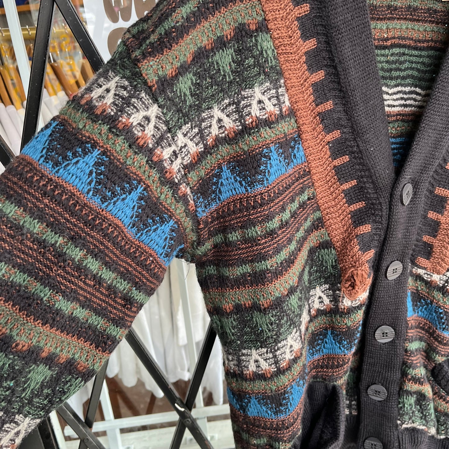 Vintage Tundra 3D Knit Cardigan - Size L