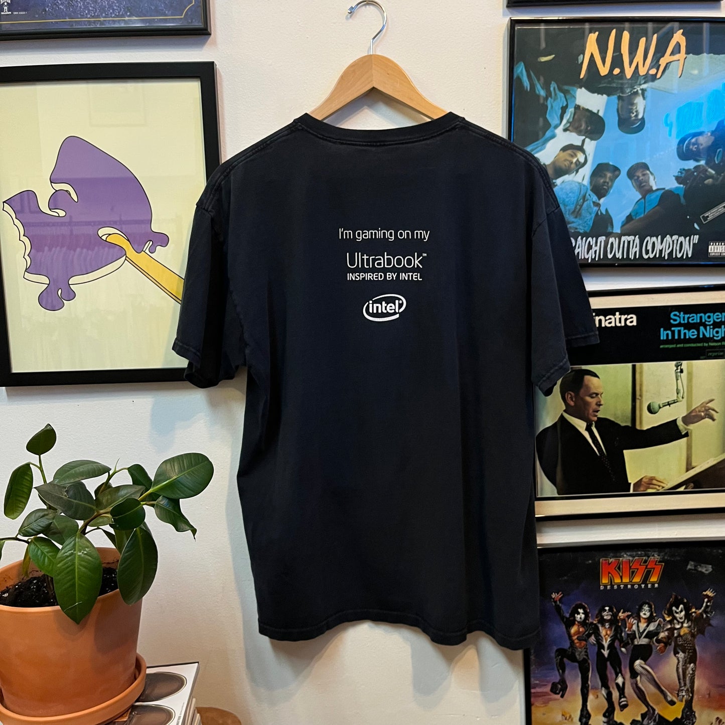 2012 World of Warcraft Tee - Size L
