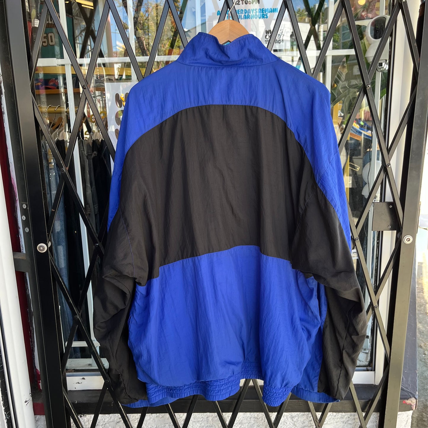 Vintage Adidas Windbreaker - Size XL