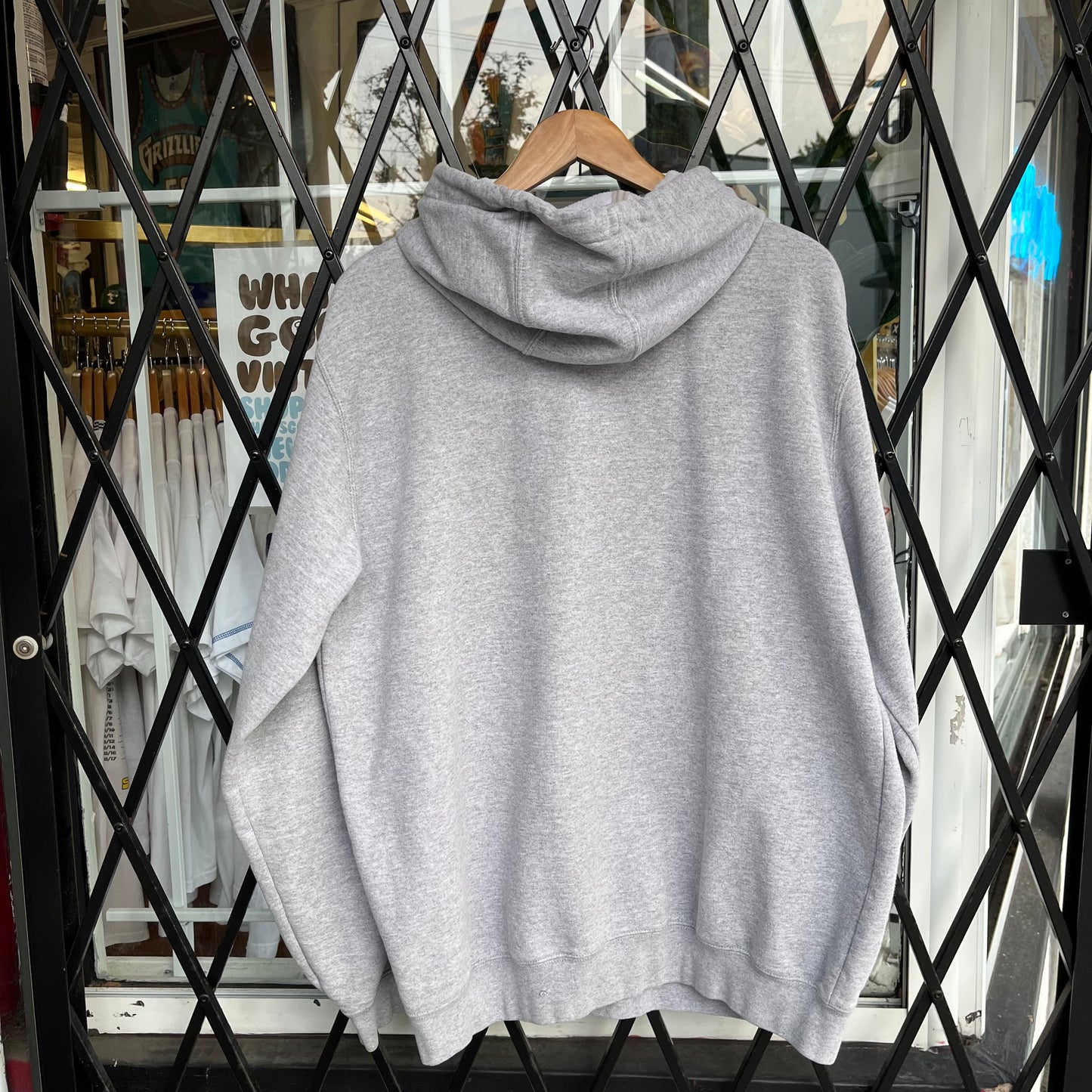 Carhartt Basic Hoodie - Size M (as-is)