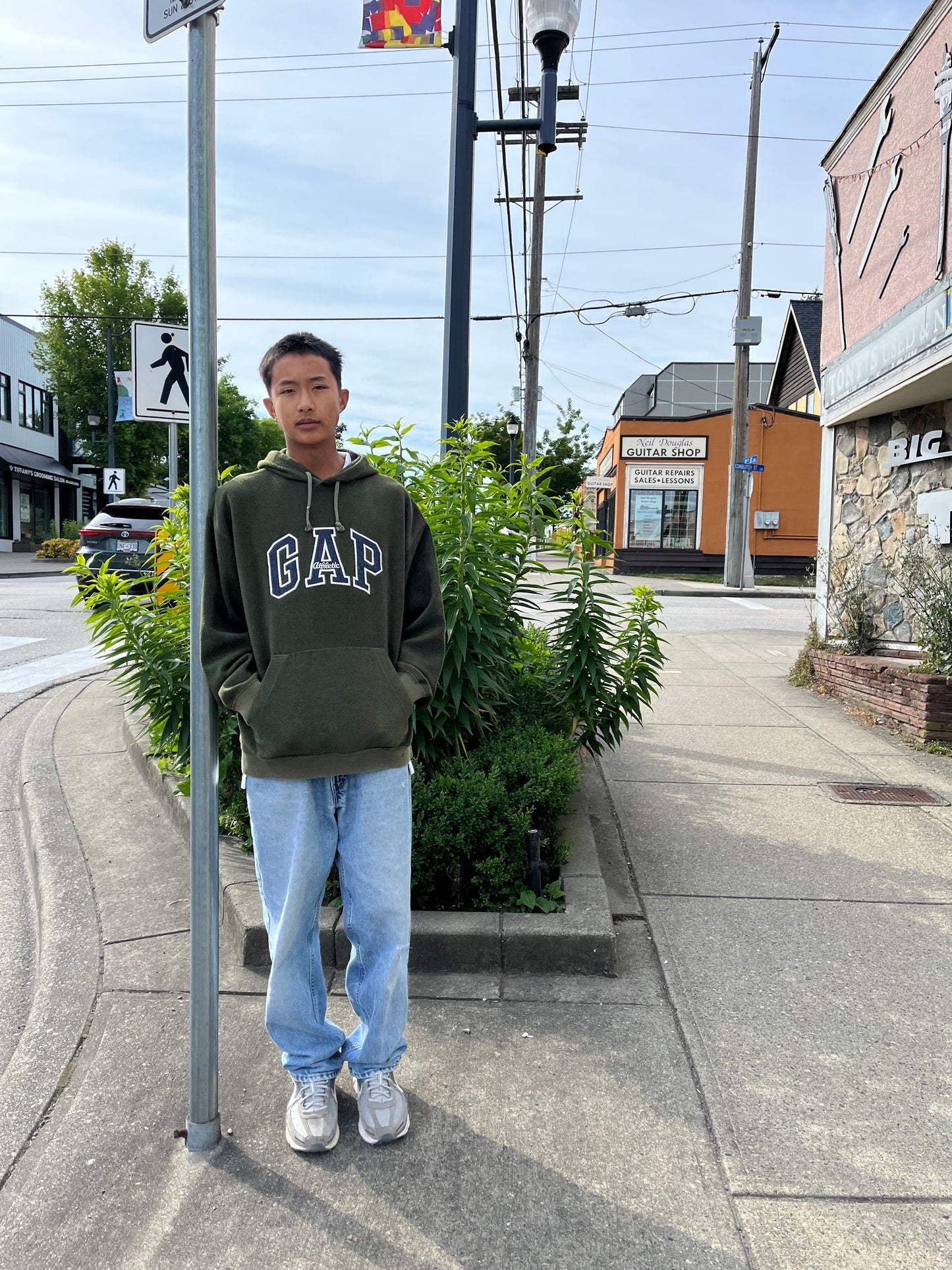 Gap Fleece Hoodie - Size L