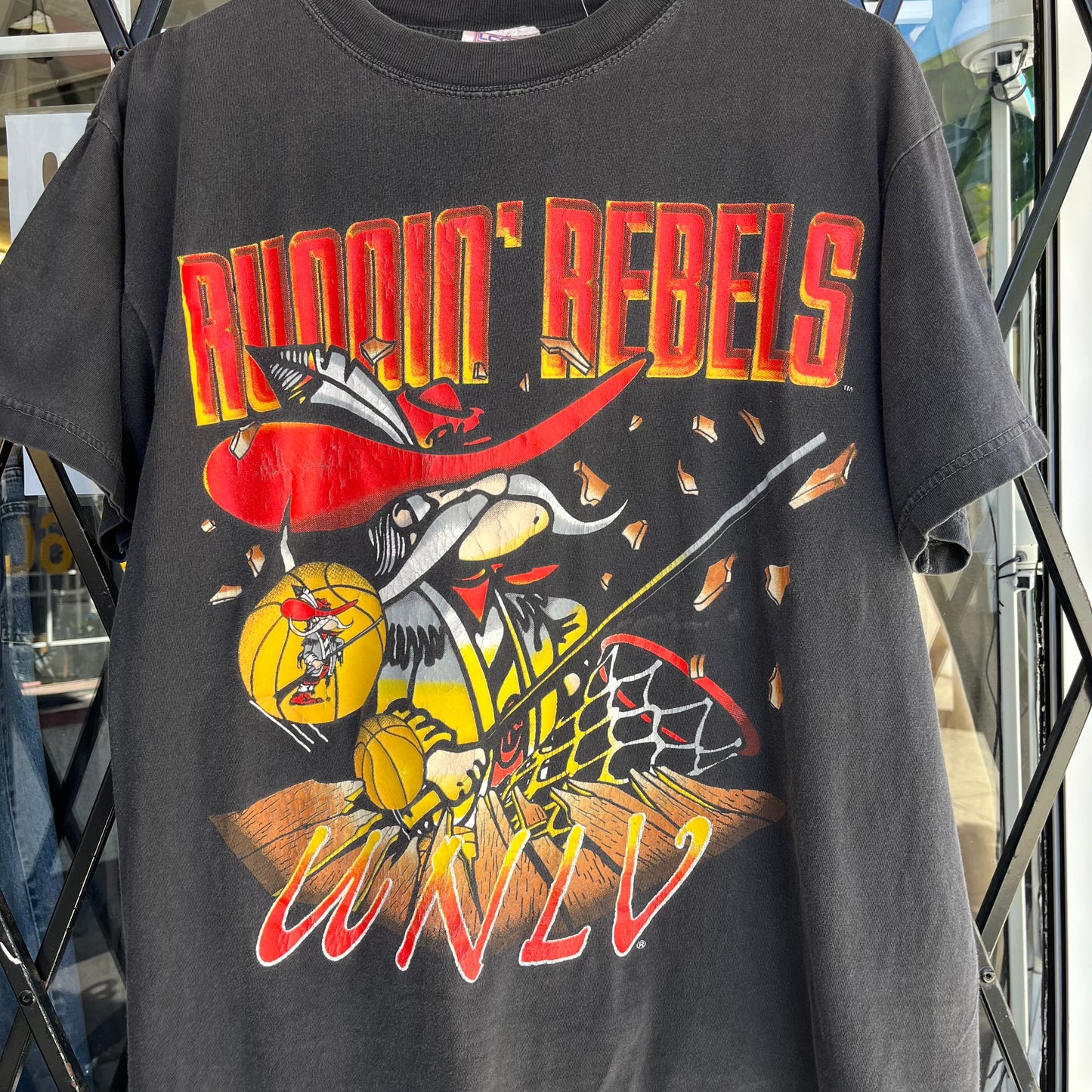 Vintage UNLV Runnin’ Rebels Basketball Tee - Size M