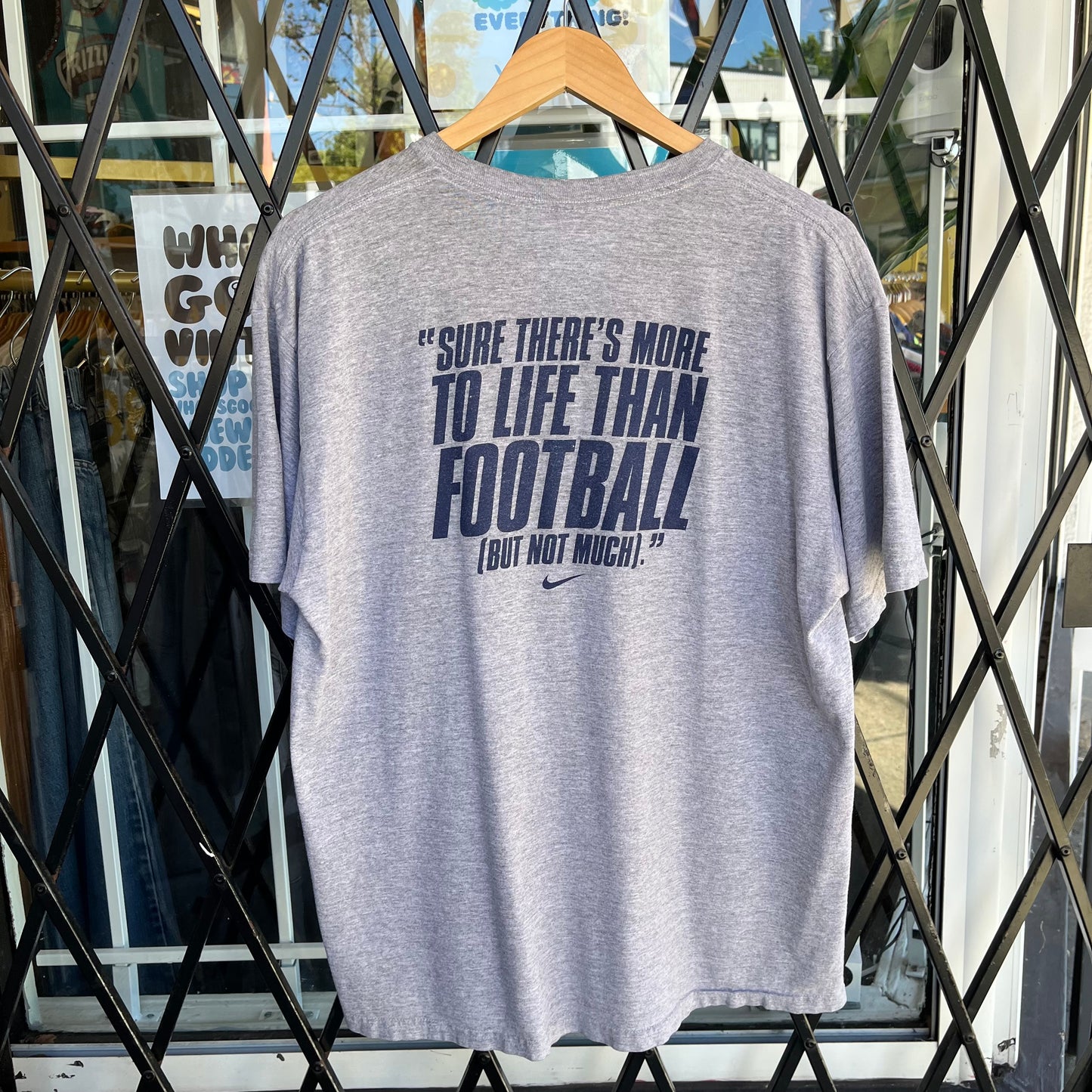 Vintage Nike Auburn University Football Tee - Size L