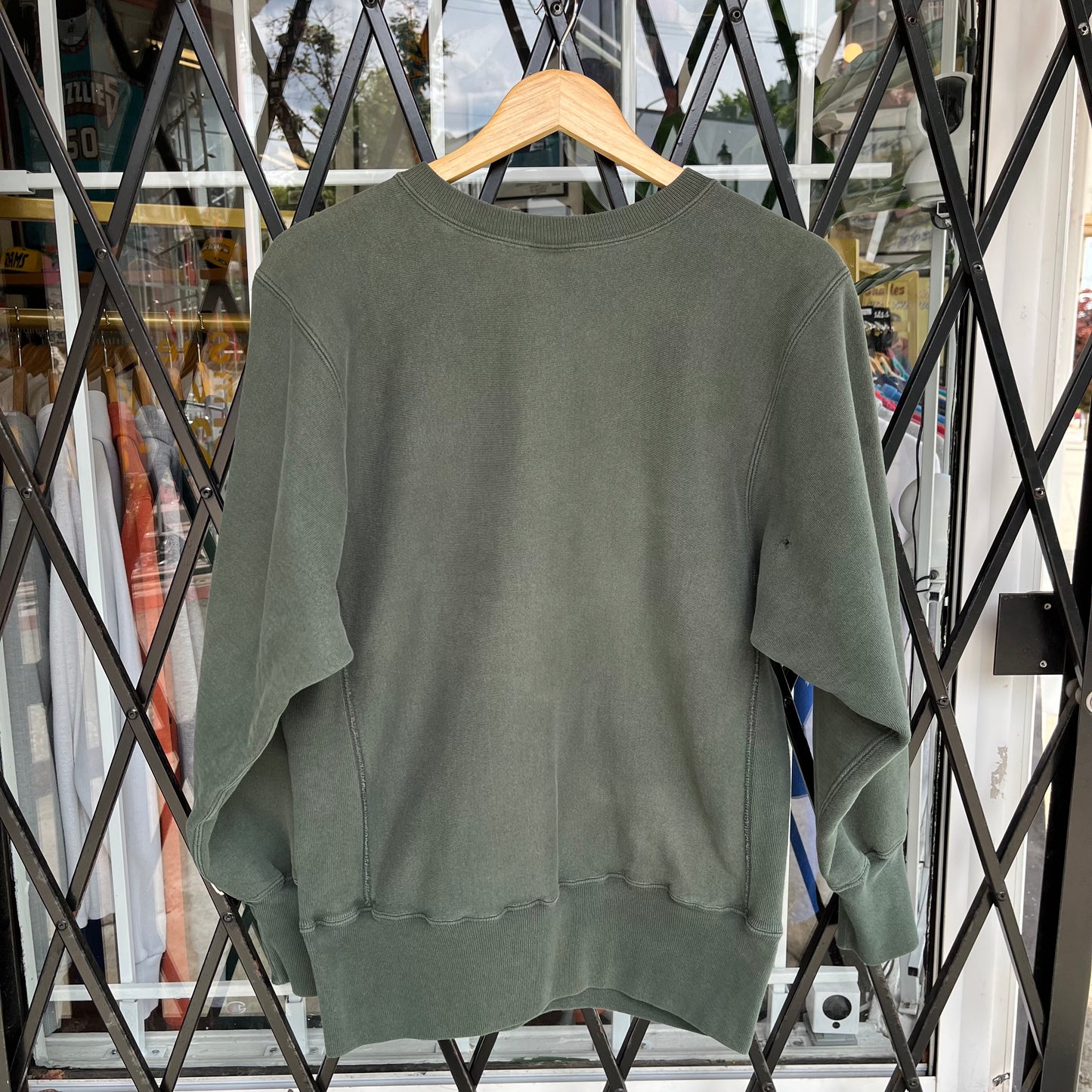 Vintage Champion Reverse Weave Crewneck - Size M