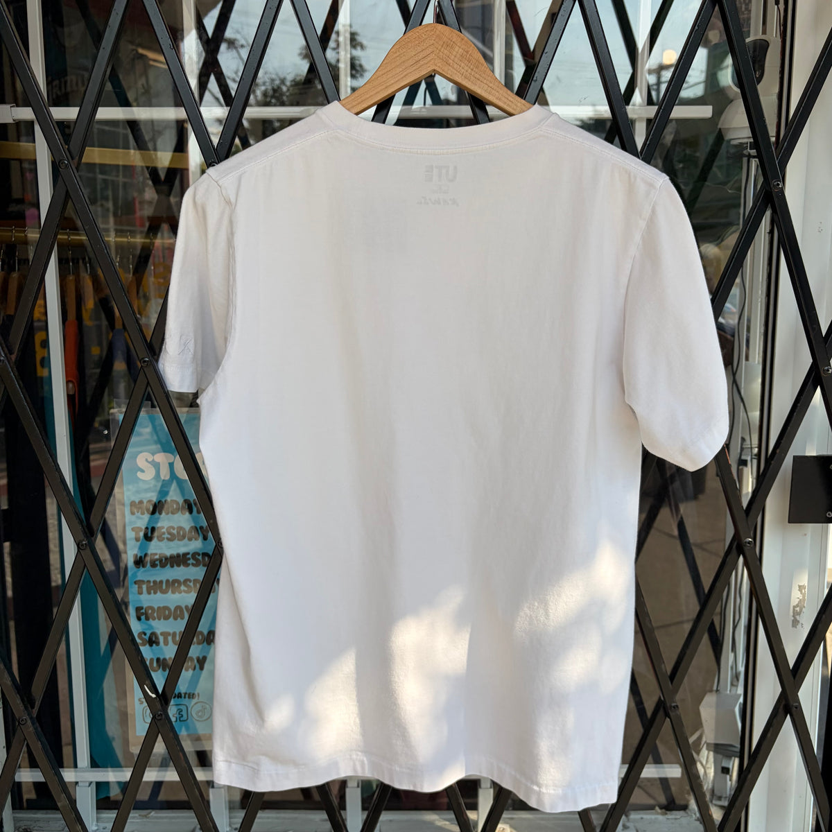 Kaws x Uniqlo Tee - Size M