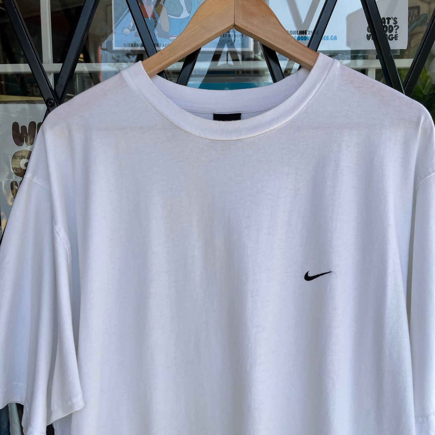 Vintage Nike Essential Tee - Size XL