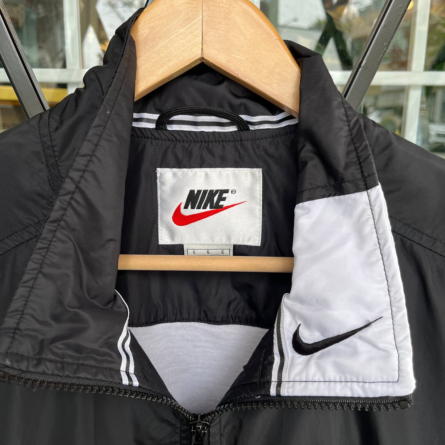 Vintage Nike Windbreaker - Size L