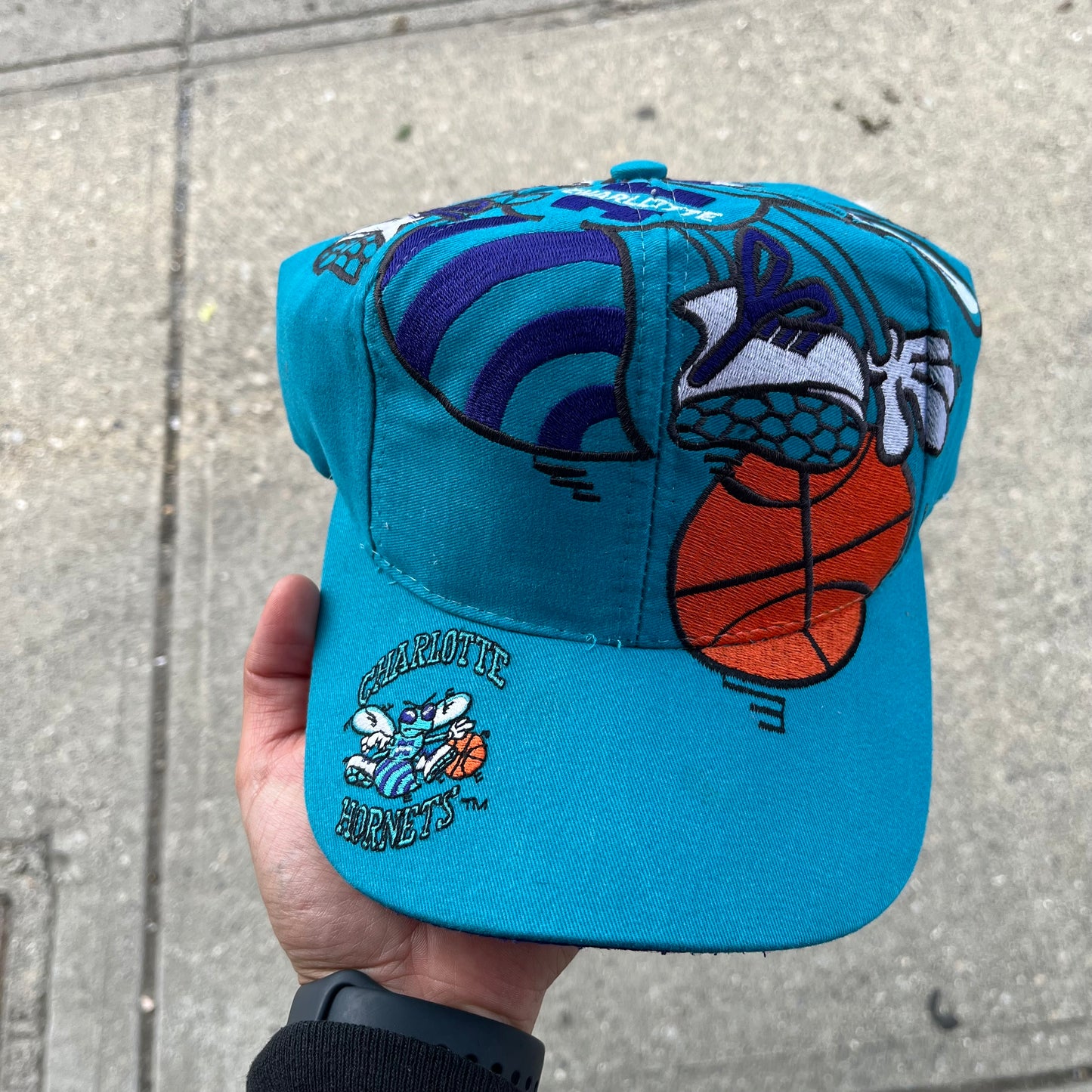 Vintage The Game Charlotte Hornets Big Logo Snapback