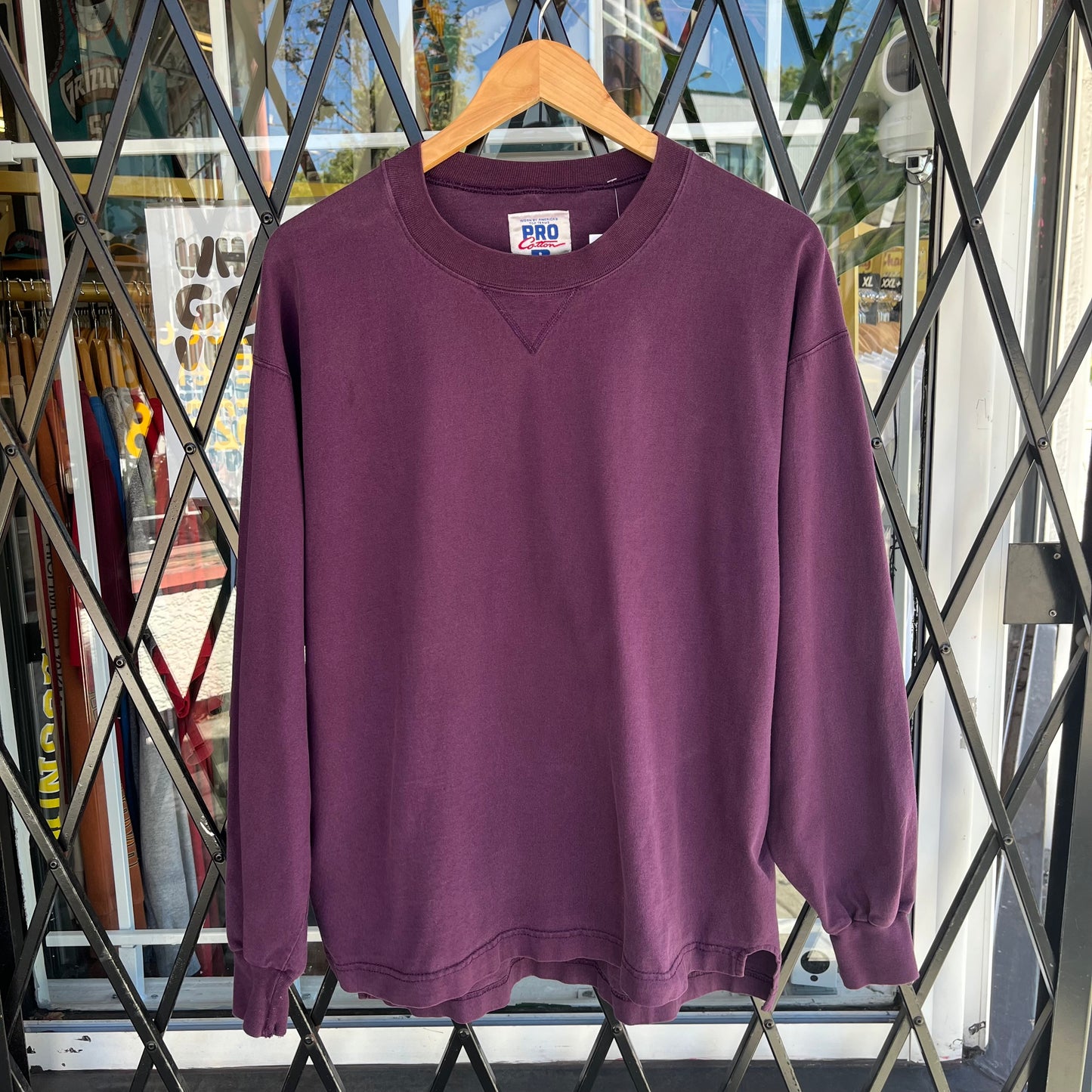 Vintage Russell Long Sleeve - Size M