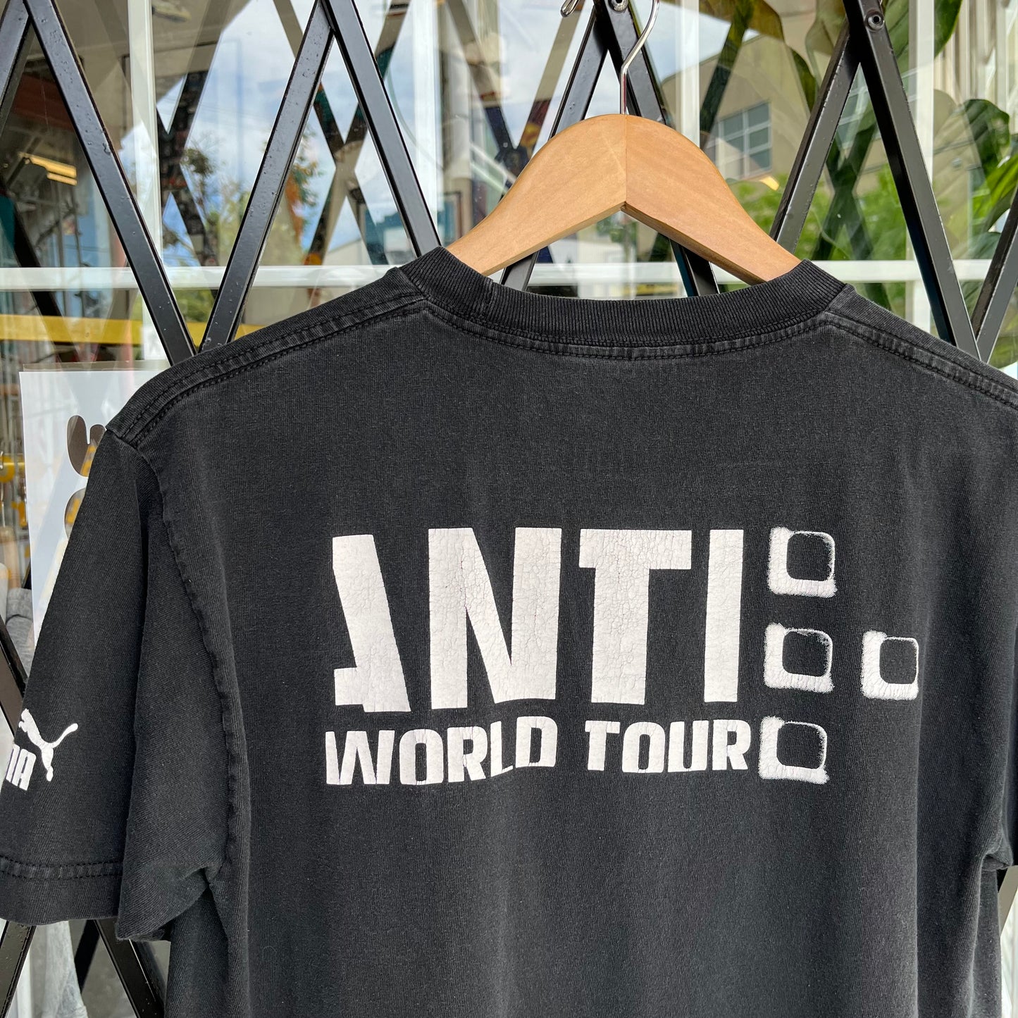 2016 Rihanna Anti World Tour Tee - Size M
