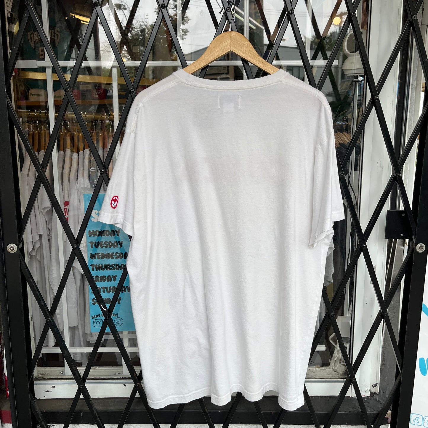 Hudson’s Bay Canada Tee - Size XXL